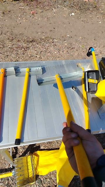 Новые грабли для сбора черники, брусники. https://vk.com/club223023506
www.sbor-yagod.ru смотреть онлайн