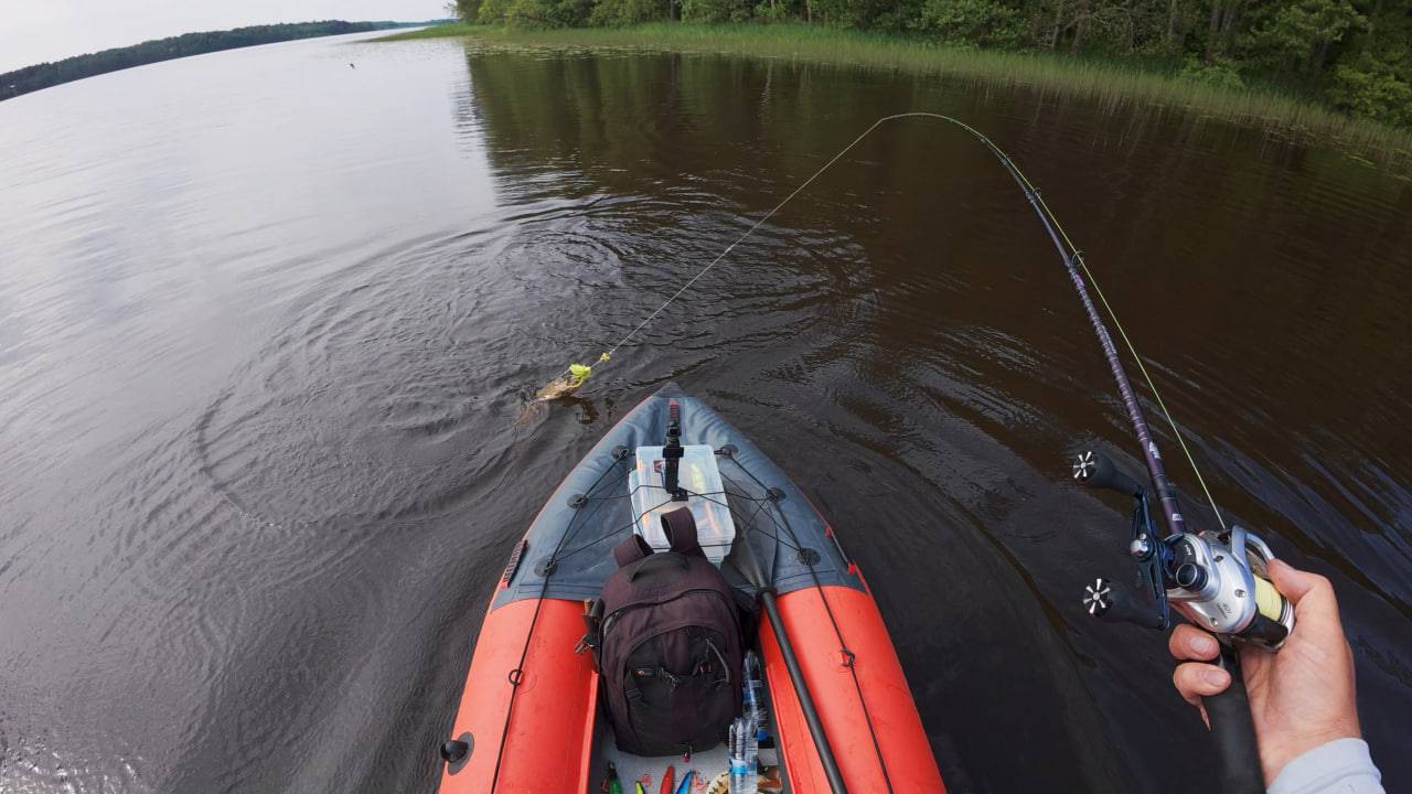 Лучшая приманка на щуку. Ловля щуки на спиннербейт.Рыбалка смотреть онлайн
