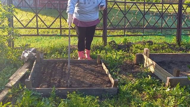 Один день из дачной жизни😁 смотреть онлайн