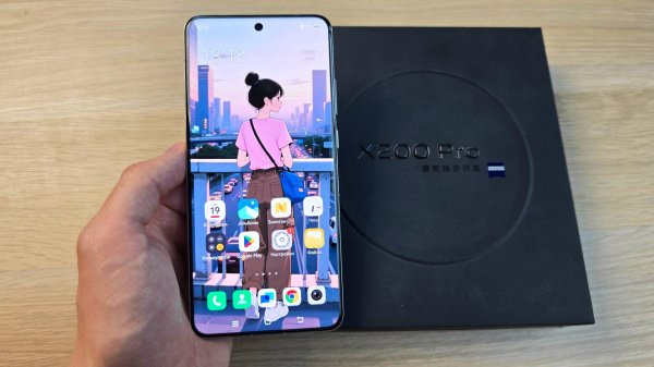 СТОИТ ЛИ БРАТЬ VIVO X200 PRO В 2025 ГОДУ?