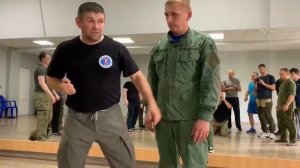 Михаил Грудев УДАР БЕЗ РАЗМАХА. ИЗВОР