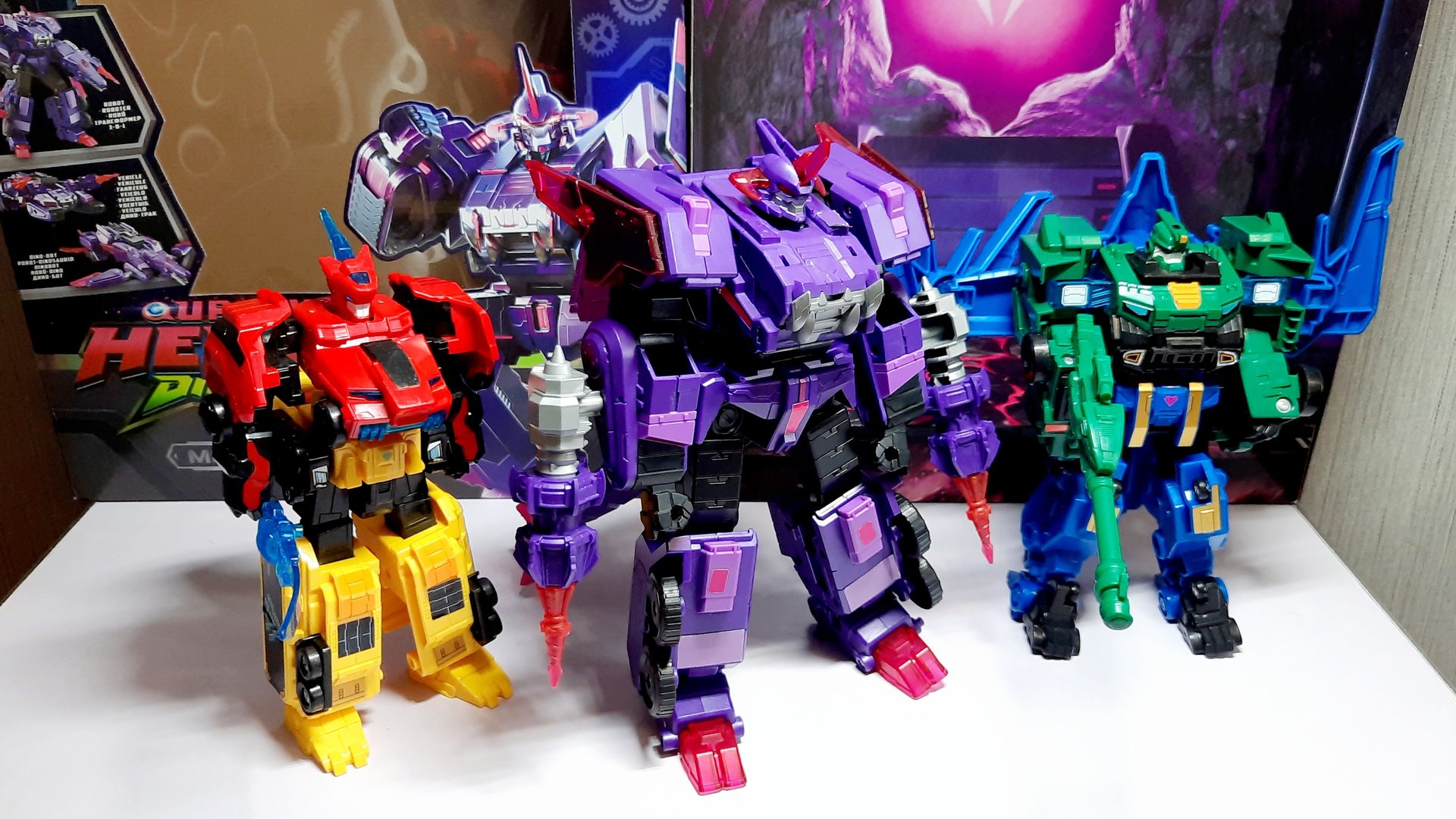 Новый Трансформер Диностер Моза Шторм. Три варианта трансформации