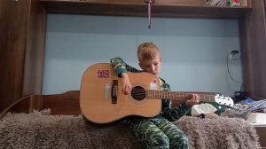 как научиться играть на гитаре