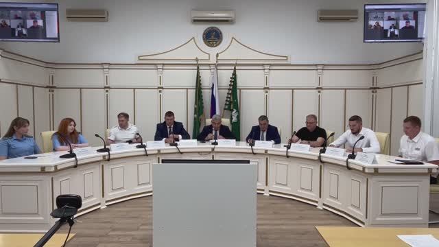 22-06-2025 г. Под председательством Главы района состоялось очередное заседание комиссии по БДД смотреть онлайн