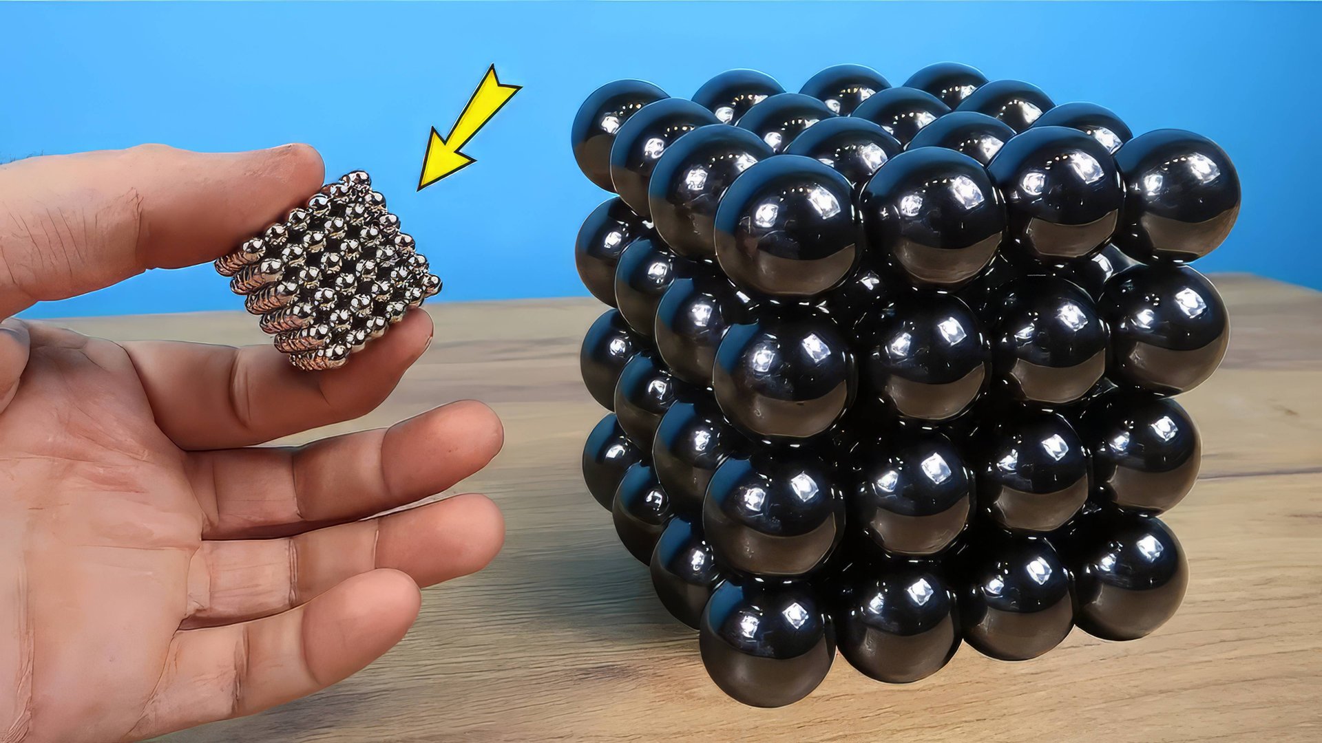 Обычный Неокуб против огромного Неокуба! Какой круче