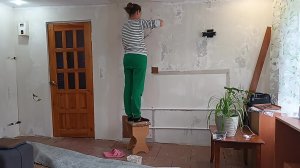 ЖИЗНЬ В СТАНИЦЕ./ ШПАКЛЕВКА СТЕНЫ./ ЧТО С ПОТОЛКОМ.😱 / УБОРКА УРОЖАЯ.🧄