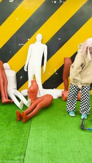 БРУНО - BRUNO -Пранк над Алиной😂