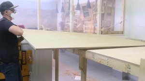 Скрытое хранилище (подиум) в стиле лофт