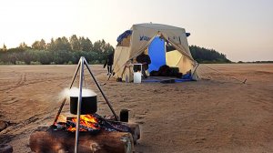 РЫБАЛКА С БАТЕЙ: ПАЛАТКА, КОСТЁР, УХА! 3 ДНЯ НА БЕРЕГУ. МЫ ЖДАЛИ ЭТУ РЫБАЛКУ!