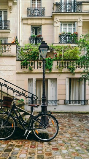 Почему можно даже не знать, что вашу квартиру уже продали или подарили: как защитить свое жилье