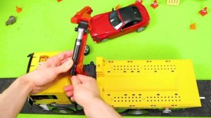 Экскаватор, трактор, пожарная машина, мусоровозы и полицейские машины игрушечные машинки