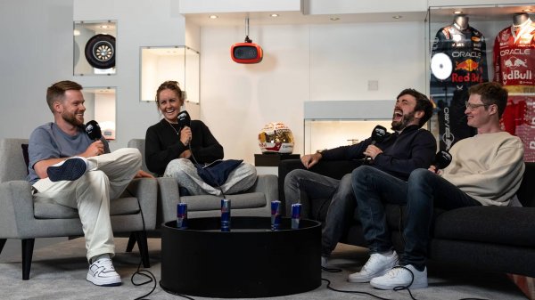 Formula 1 | Формула 1 | F1 | Red Bull Podcast - Каково ДЕЙСТВИТЕЛЬНО работать в F1