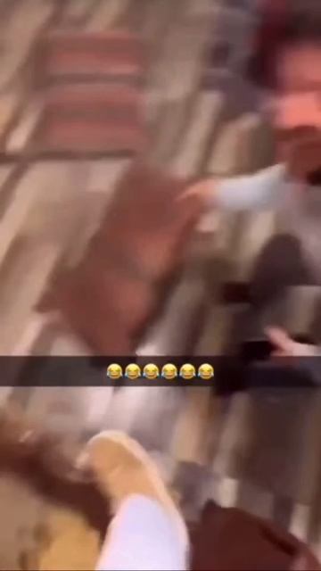 Козел суицидник решил сделать из себя обед😁😁😁😁🤣🤣🤣🤣