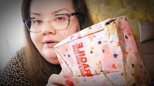 АСМР Распаковка подарки от подписчиков АСМР обзор