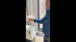 Вставка в алюминиевое окно для вывода горячего воздуха от мобильного кондиционера