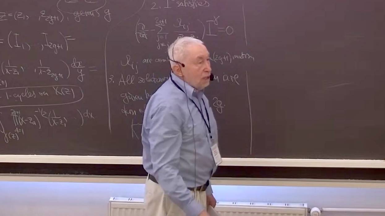 International Conference. A. N. Varchenko – ＂Differential KZ equations in characteristic p＂ смотреть онлайн