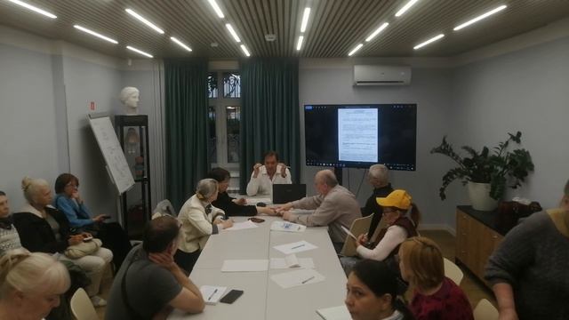 ОТВЕТЫ НА ВОПРОСЫ 21 ИЮНЯ 2025 ГОДА ОТВЕЧАЕТ МАКСИМ ШИЛОВ В МОСКВЕ смотреть онлайн