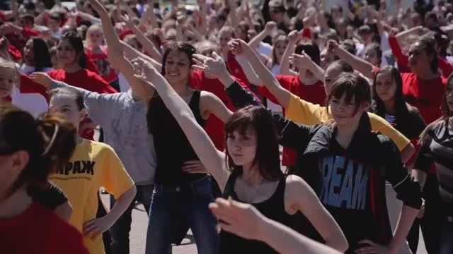 Танцевальный флешмоб в Волгодонске.