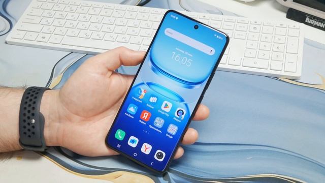 Обзор iQOO Z10 5G смотреть онлайн