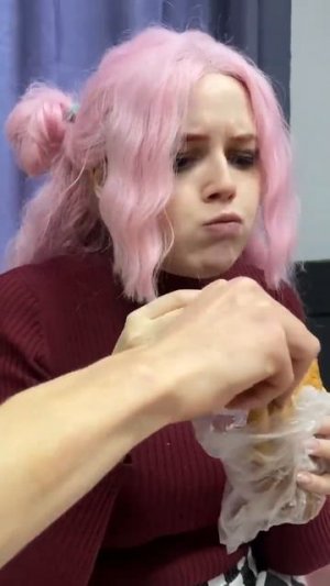 БРУНО - BRUNO -Она сьела не тот круассан 縷藍