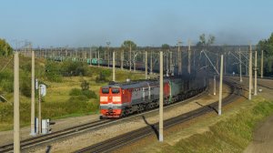 Тепловозы 2ТЭ10М-2618 и 2ТЭ10М-0356. Двойная тяга берёт разбег.