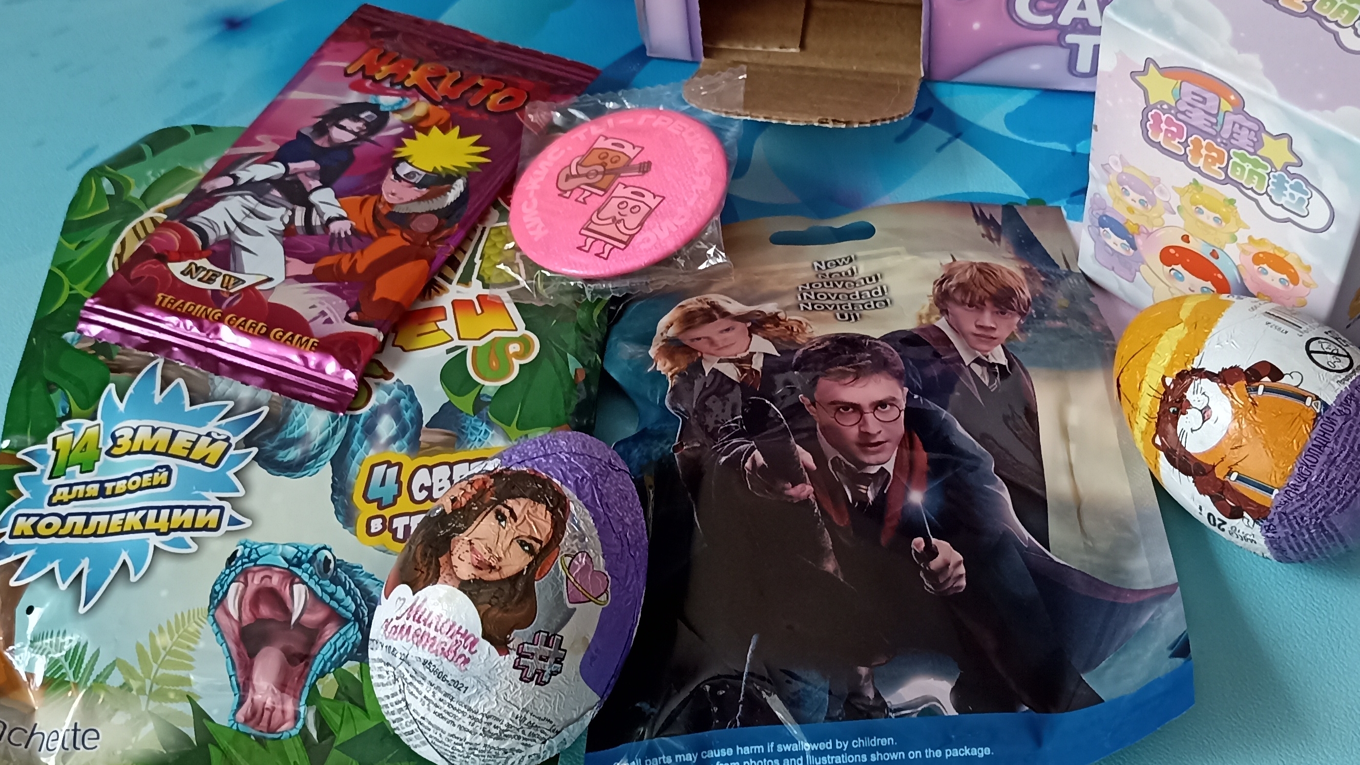 Распаковка и обзор сюрпризов смотреть онлайн