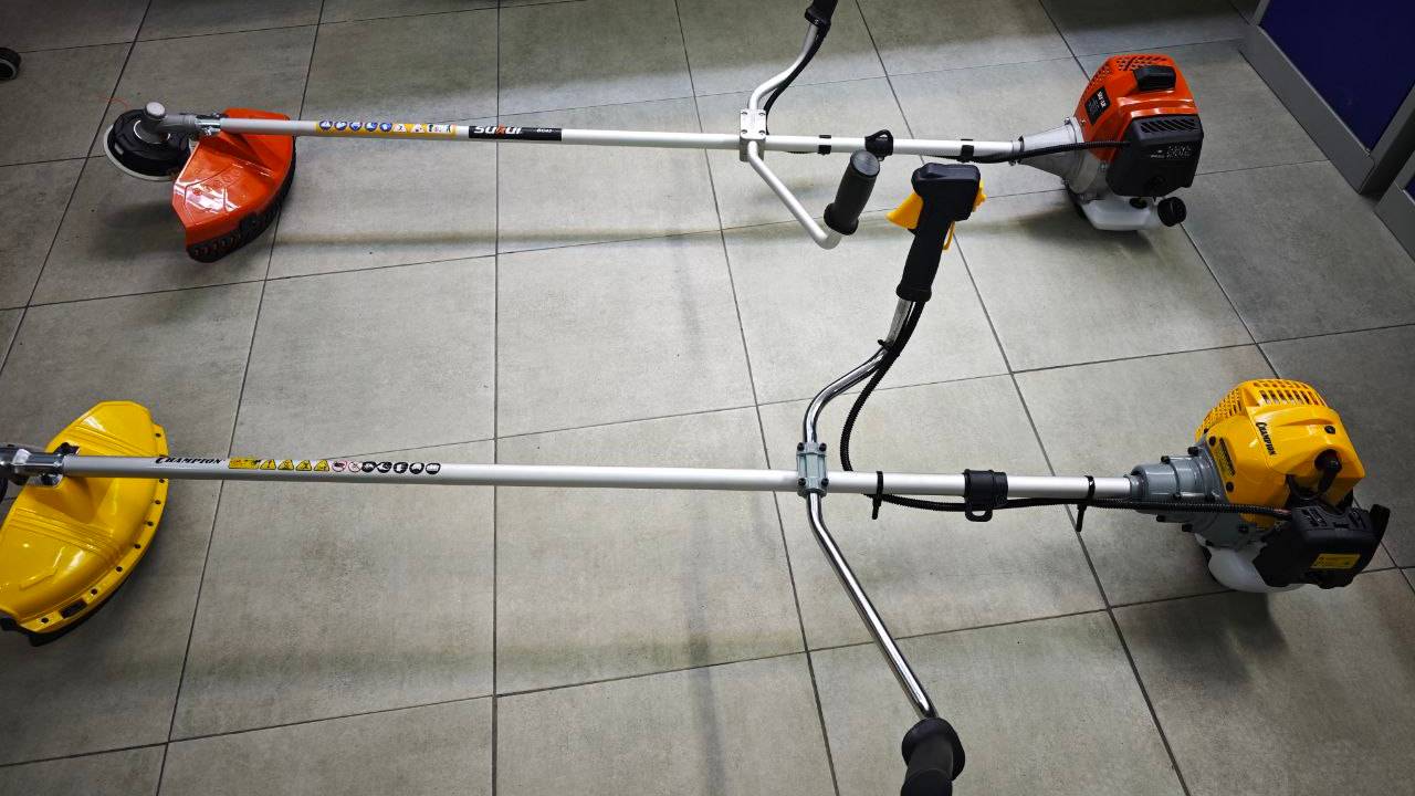 Китайские мотокосы за 15 тыс.
Champion T444S против Surui