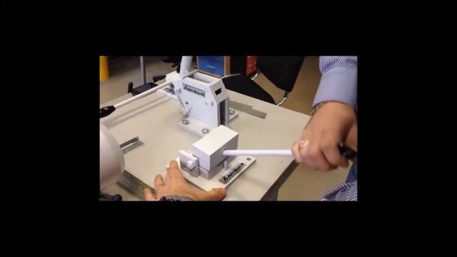 Изготовление кровельных скользящих кляммеров на оборудовании фирмы Schlebach (Германия) смотреть онлайн