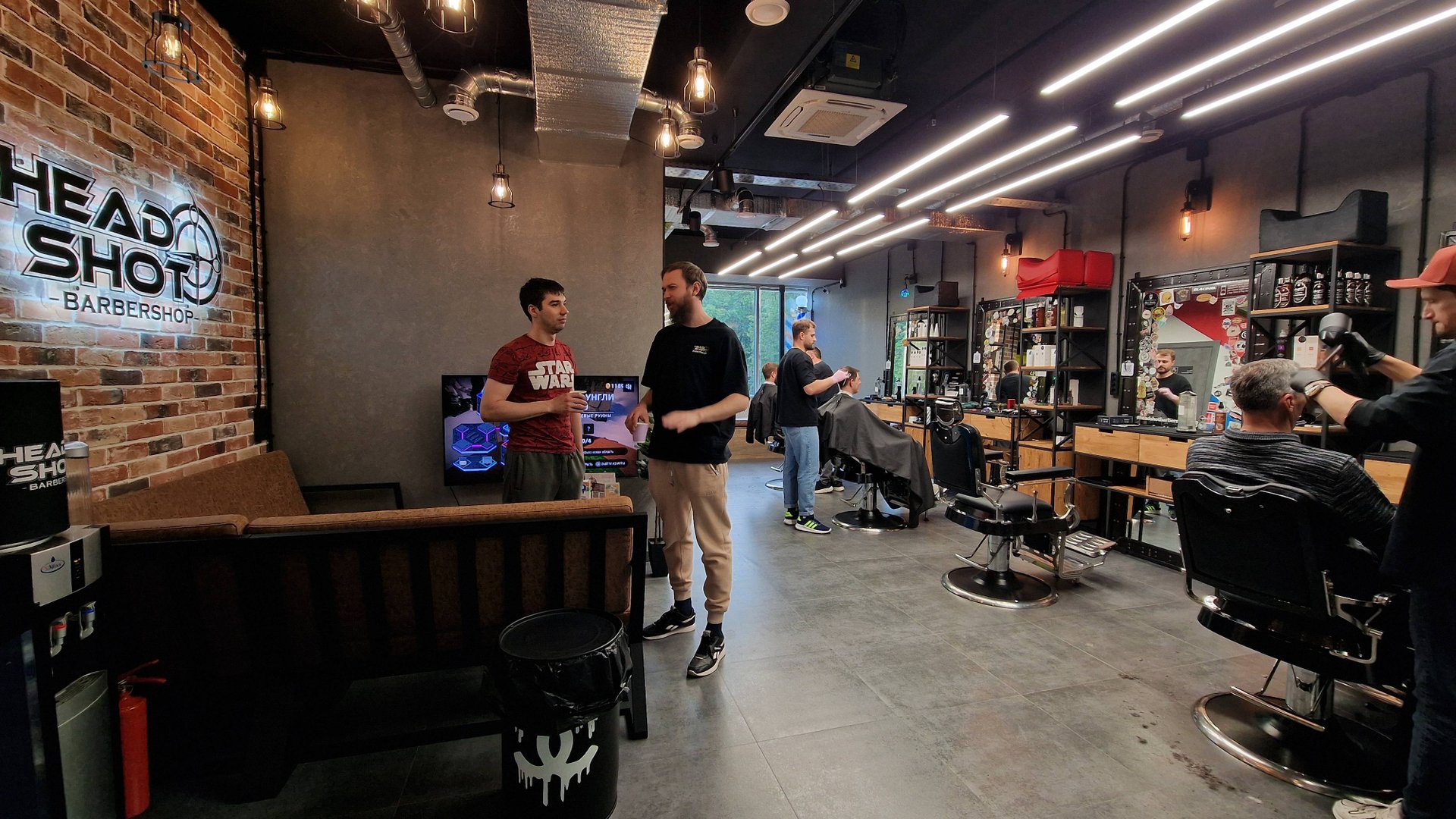Барбершоп HEADSHOT Волжская