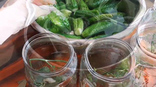 Сколько бы не сделала, съедают все! Огурчики по Херсонски. Самые хрустящие огурчики в мире.