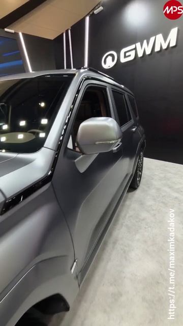 Tank 700 Hi-Performance: новый рамный, для тех кто хочет мощно и красиво, - и без излишеств! смотреть онлайн