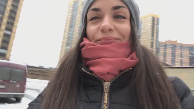 В лес за елочкой / Новогодние приключения / Влог смотреть онлайн