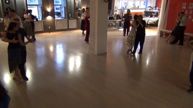 Милонга 22 июня 2025_cut_007 смотреть онлайн