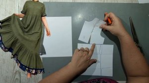 Моделирование. Платье с секретом. Выкройка № 1592.