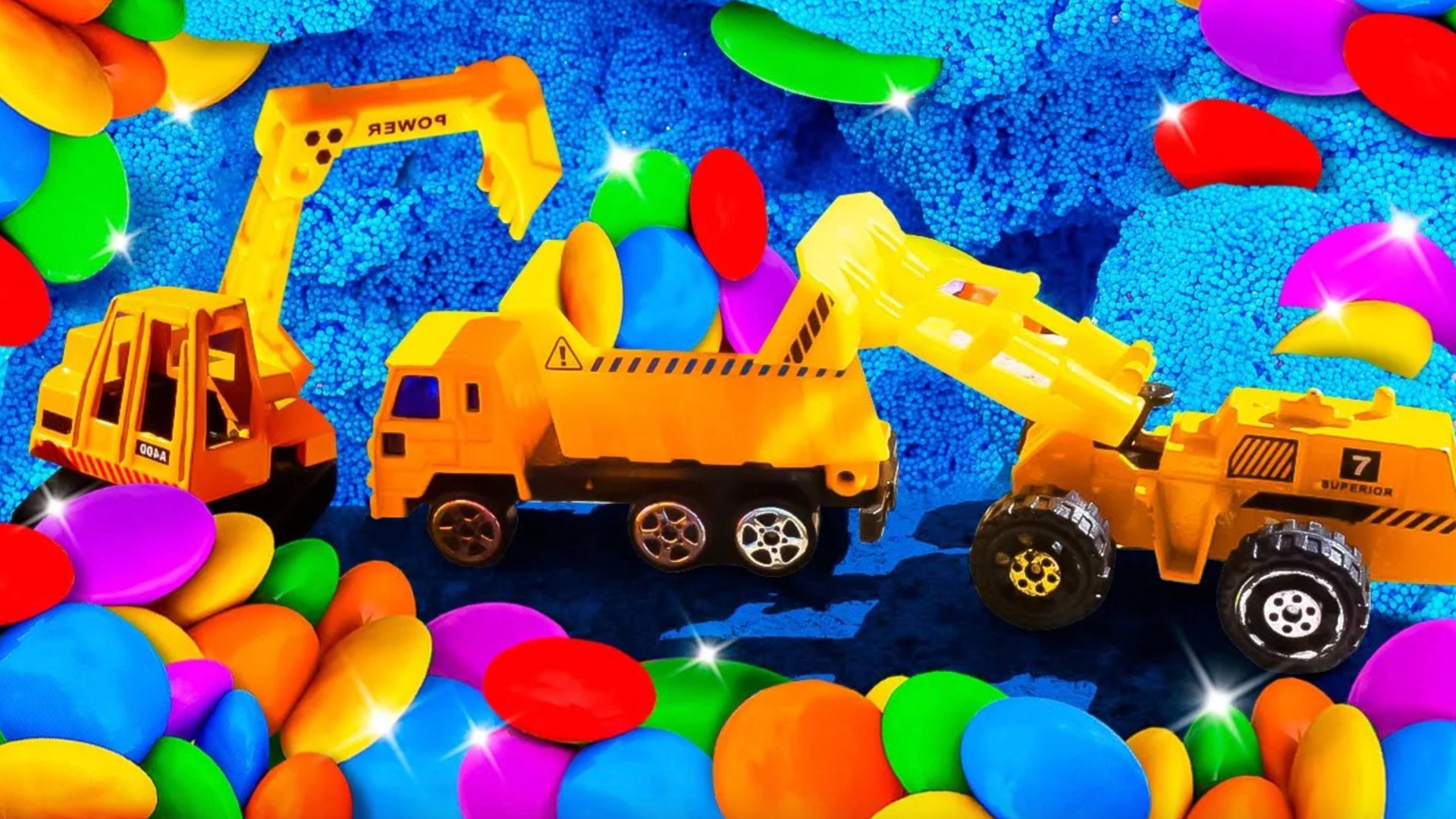 Приключения машинок-помощников: строим площадку, замки и трудимся на карьере! Видео для мальчиков