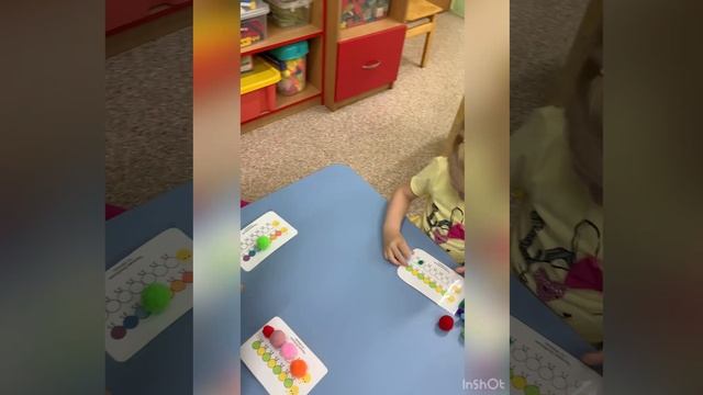 В группе «Зайчата» прошло занятие по сенсорике «Разложить по образцу» смотреть онлайн