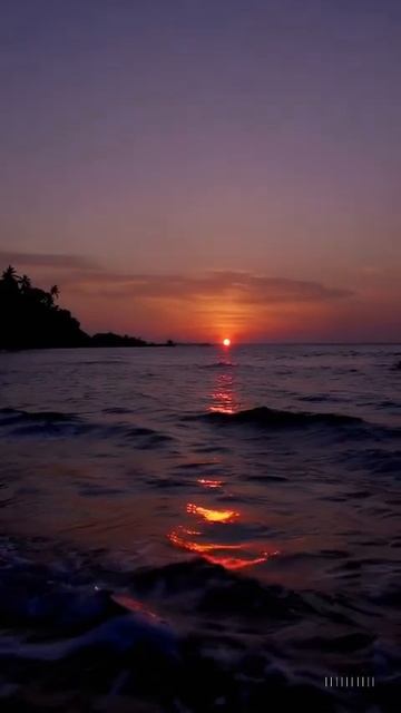 Лилия Любимова – Песня “Испытание” 2025 | Serene Beach Sunset смотреть онлайн