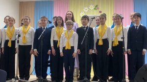 "НАША МАМА" (Музыка и слова Ж.Савиной).mp4