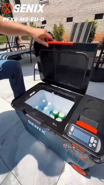 PFX2-M2-EU-0 портативный холодильник SENIX