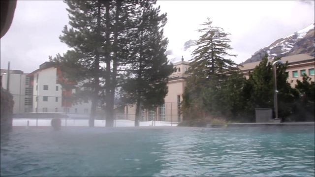 Швейцария Лойкербад. Термали отеля Thermal Hotels & Walliser Alpentherme Leukerbad (Maison Blanche) смотреть онлайн