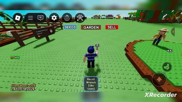 Вырастил сад и подарил подписчику урожай😄 Roblox FUN Games