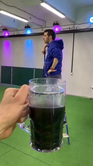 БРУНО - BRUNO -Пранк с кружкой😆