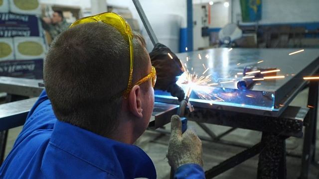 🚪 Полный цикл создания противопожарной двери!