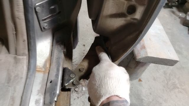 Как снять задние раздвижные двери Ниссан Либерти 👍 смотреть онлайн