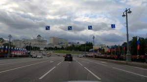 От Серпуховской, до Сухаревской. По Московским улицам на машине.