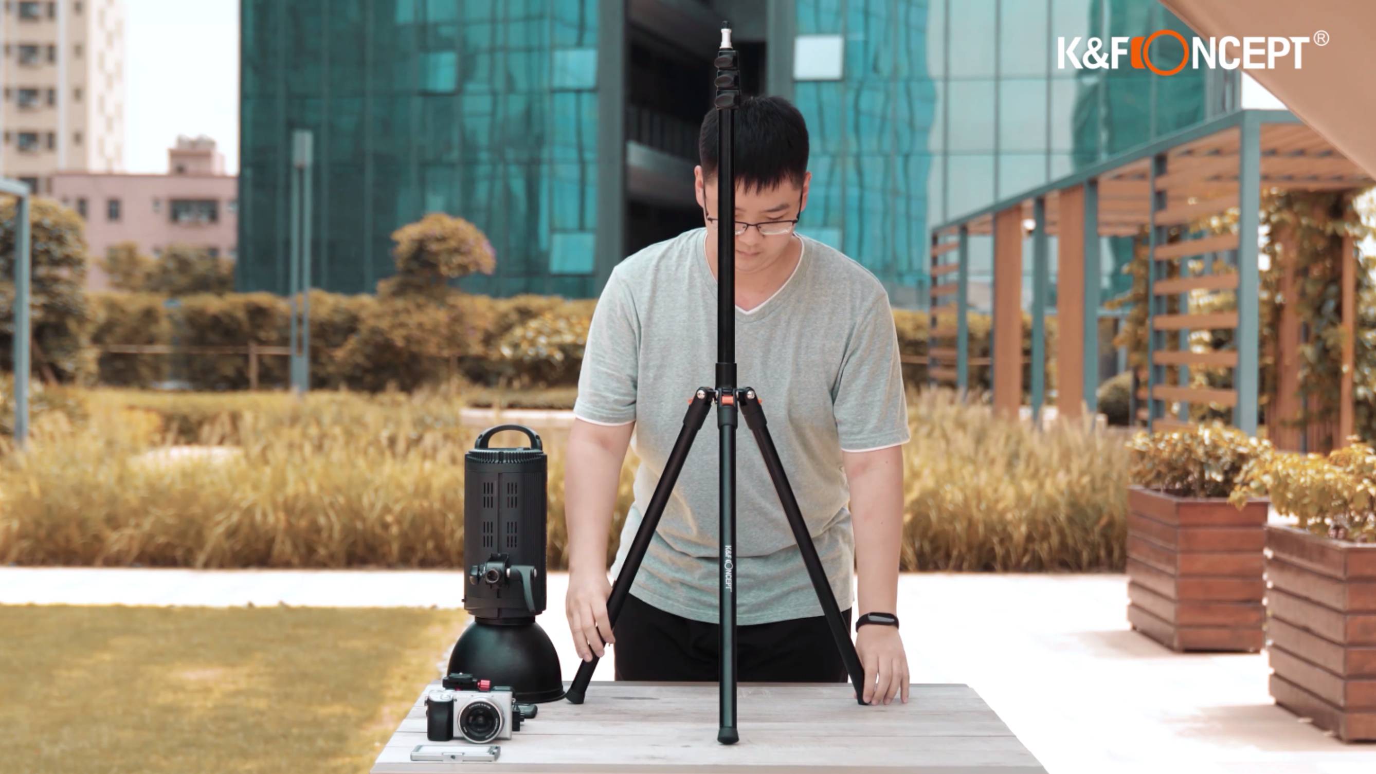 Стойка для установки студийного оборудования K&F Concept KF34.009V1 (103-220 см)