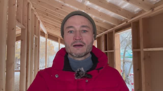 Собранный домокомплект каркасного дома.