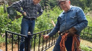 Установка ограды на кладбище