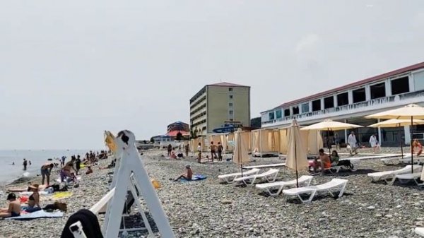 Сочи пляж Лоо сегодня 23 июня 2025. Обстановка на пляже, какая погода сейчас, Чёрное море сейчас