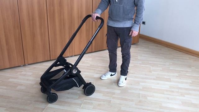 Сборка шасси Peg Perego City Loop, установка и снятие автолюлек Lounge и SLK смотреть онлайн